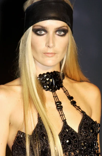 Look 2